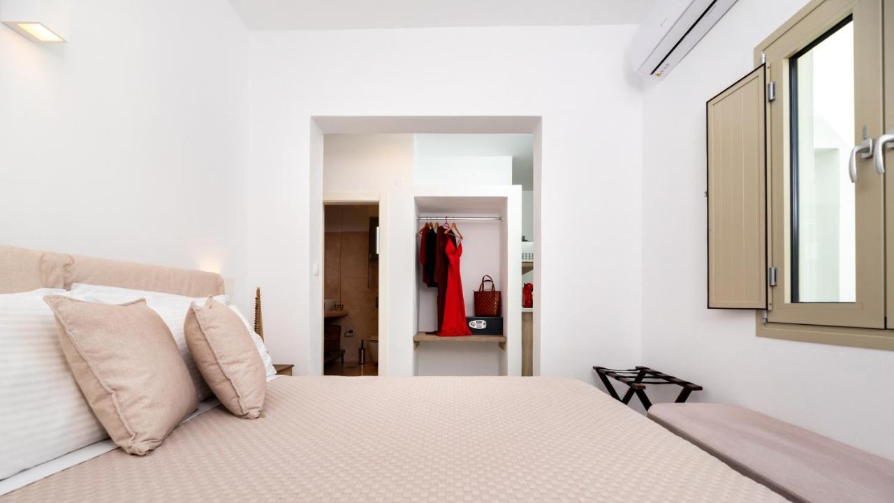 Aerenia Luxury suites Karterados  Chambre photo