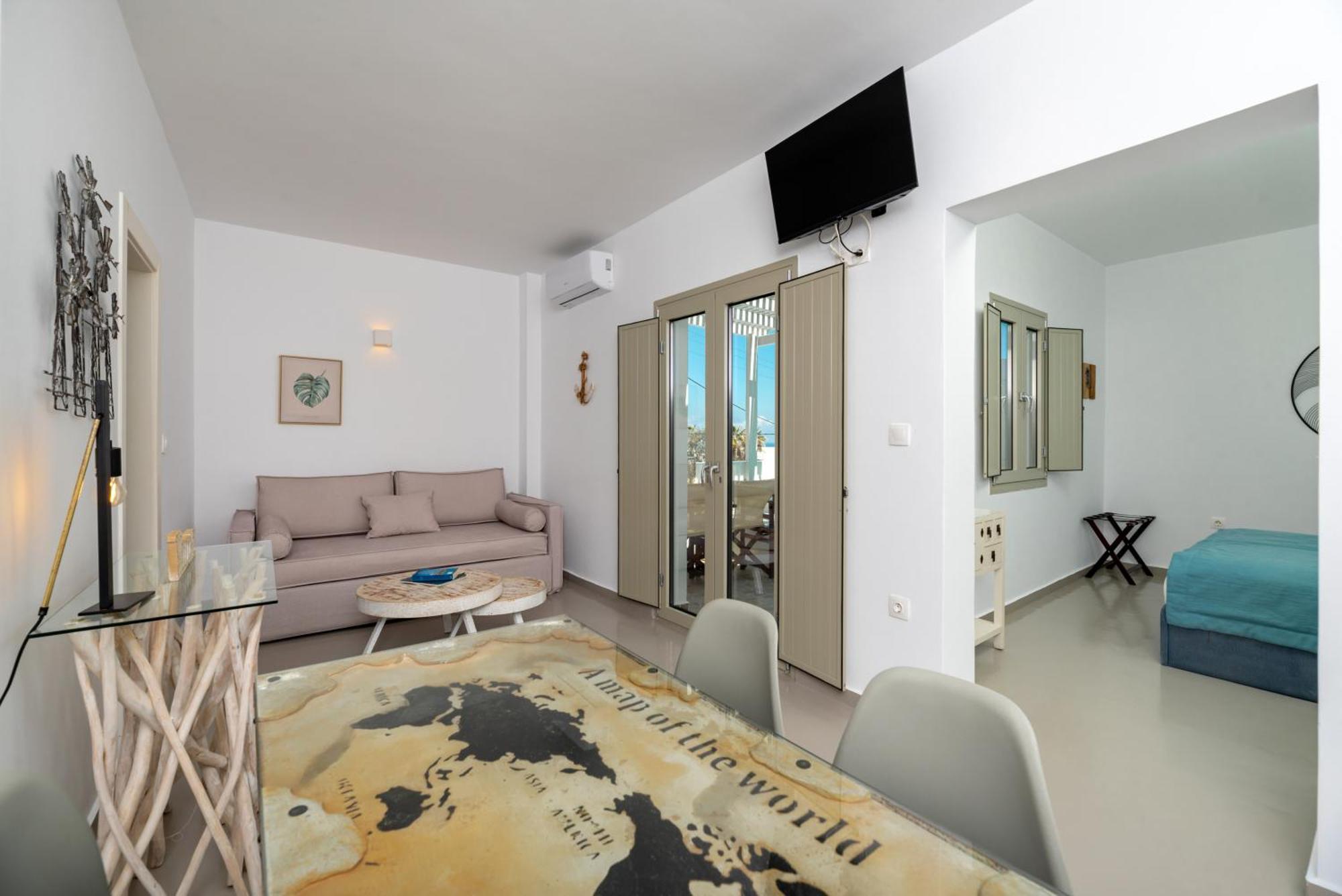 Aerenia Luxury suites Karterados  Extérieur photo